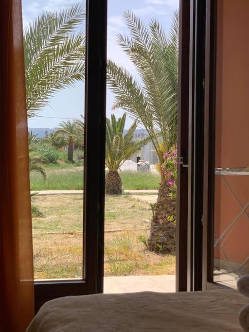 דירות Anevato Studio At Beautiful Beach Kouremenos מראה חיצוני תמונה